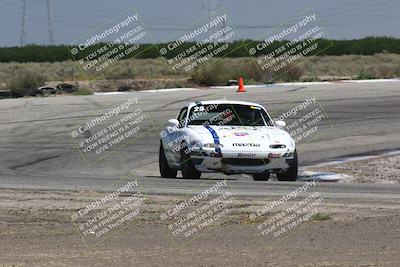 media/Jun-01-2024-CalClub SCCA (Sat) [[0aa0dc4a91]]/Group 3/Qualifying/